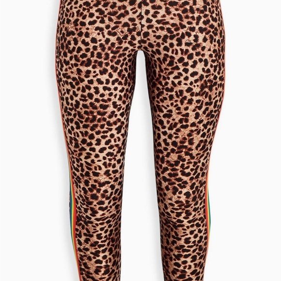 Torrid - Leggings 1X 4X Rainbow Leopard Pride Premium Liquid Pants Retro 90s New - Picture 5 of 5
